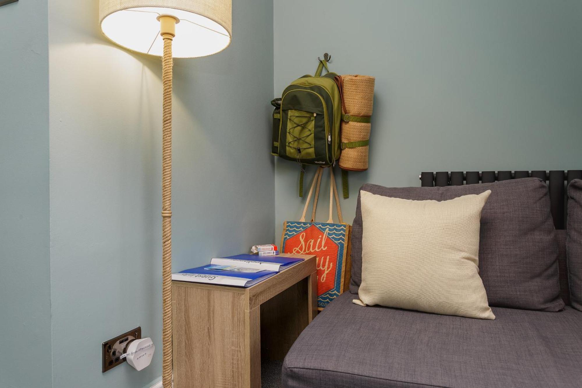 Stopover At Seabird Apartments Central Southsea Портсмът Стая снимка